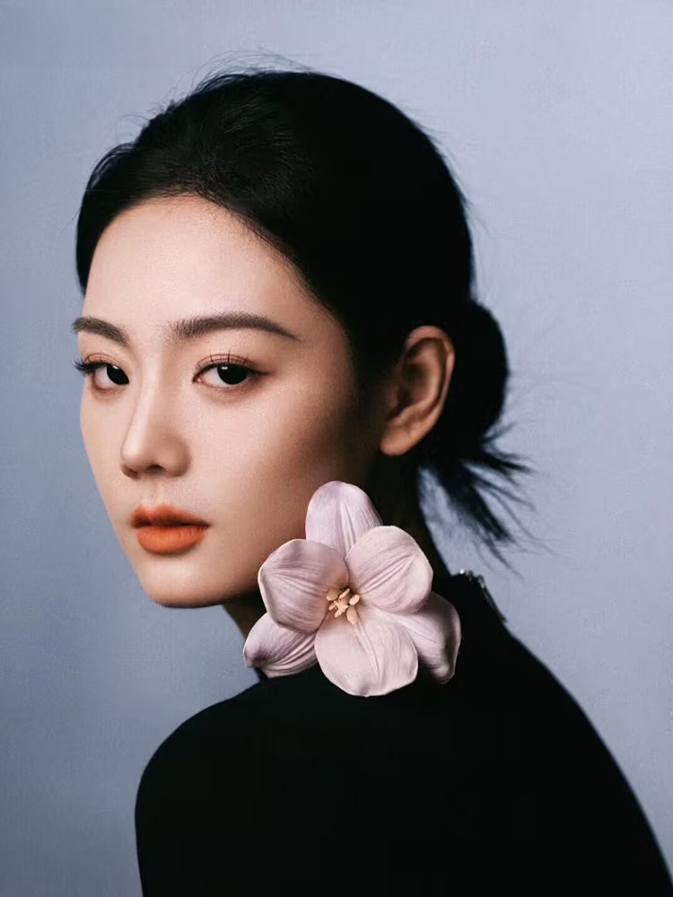 ชุดถ่ายภาพบุคคลสีดำเรียบหรูทัน - New Ethnic Fashion บทวิจารณ์และราคา