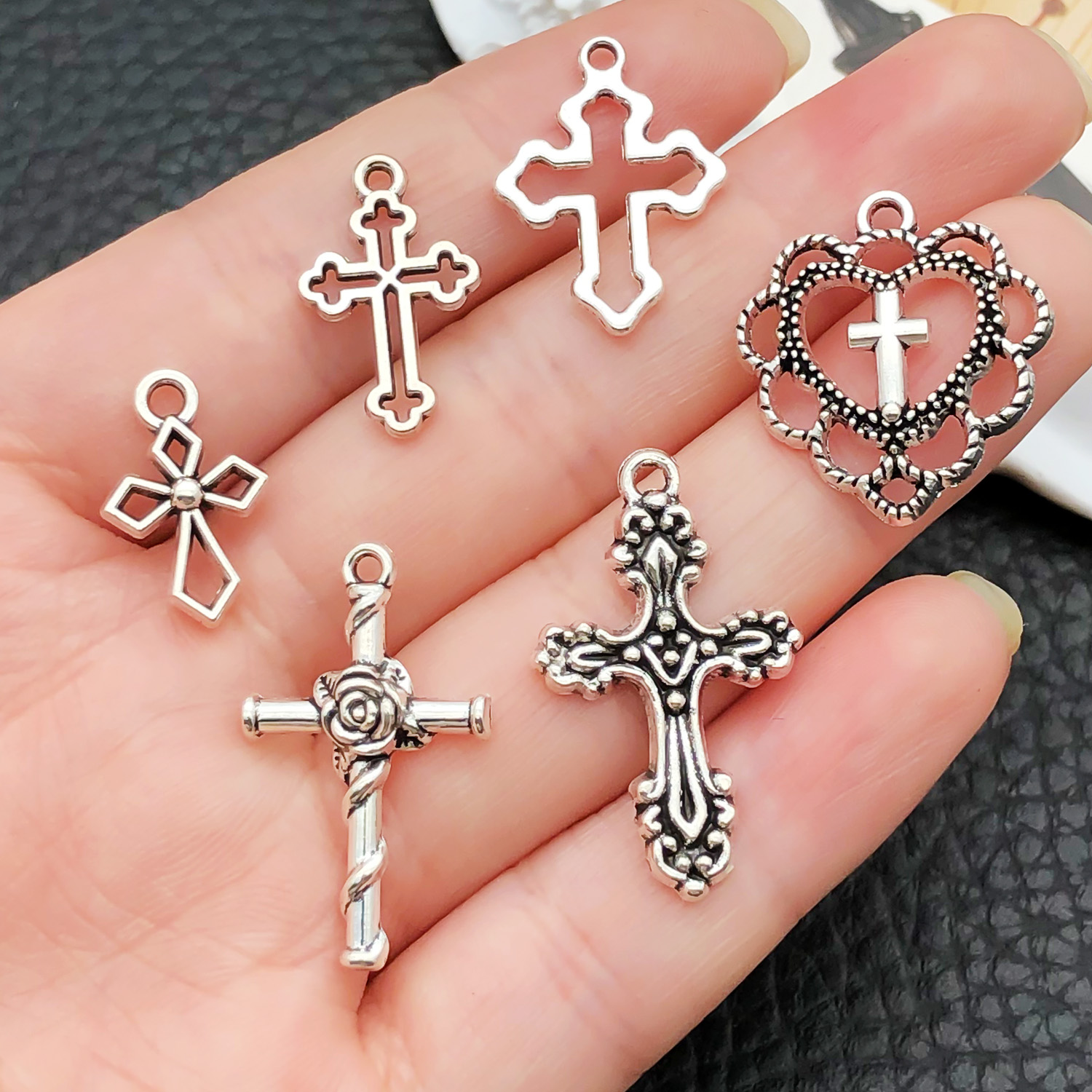 จี้ไม้กางเขนคละ 52 ชิ้น (เงินโ - Ethnic Fashion Jewellery บทวิจารณ์และราคา