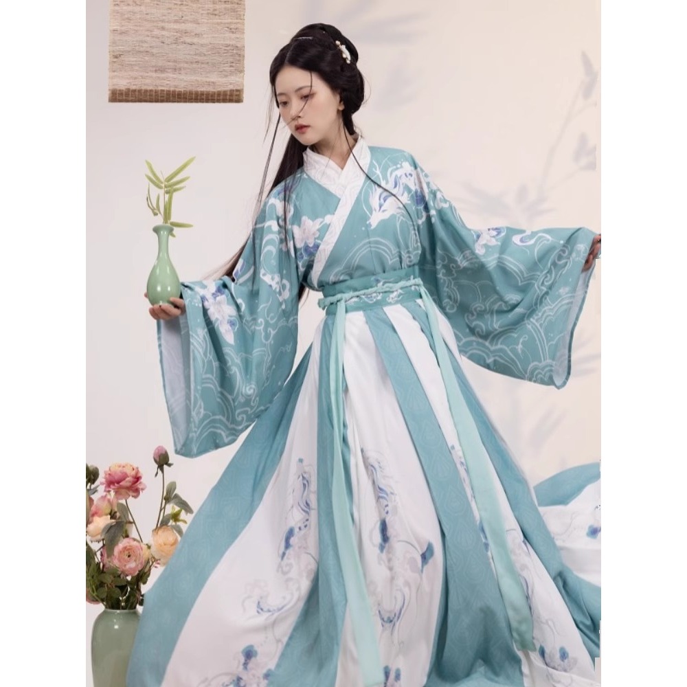 เสื้อผ้าจีนแบบดั้งเดิม Hanfu ผ - Fashion Show Ethnic Wear บทวิจารณ์และราคา